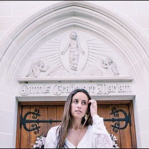 Meet your Posher, Mia